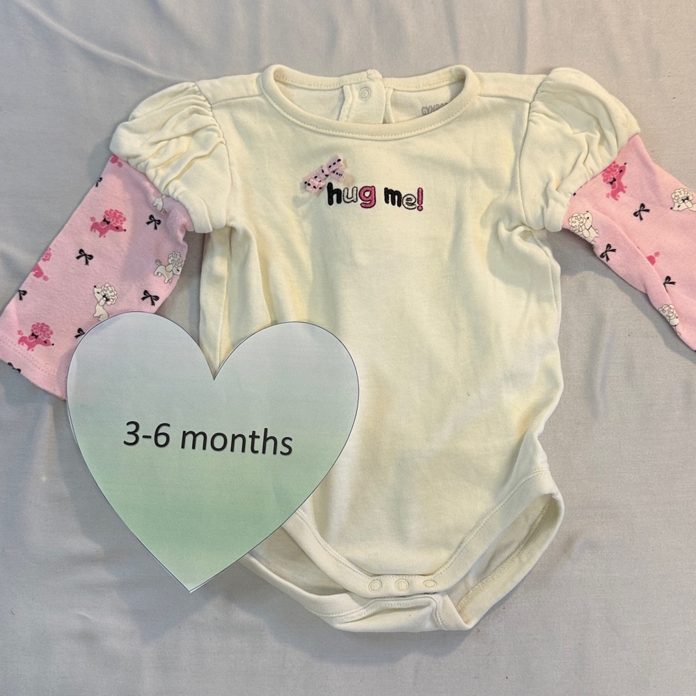 Gymboree - Cute Baby Long sleeve Onesie with Pink Sleeves